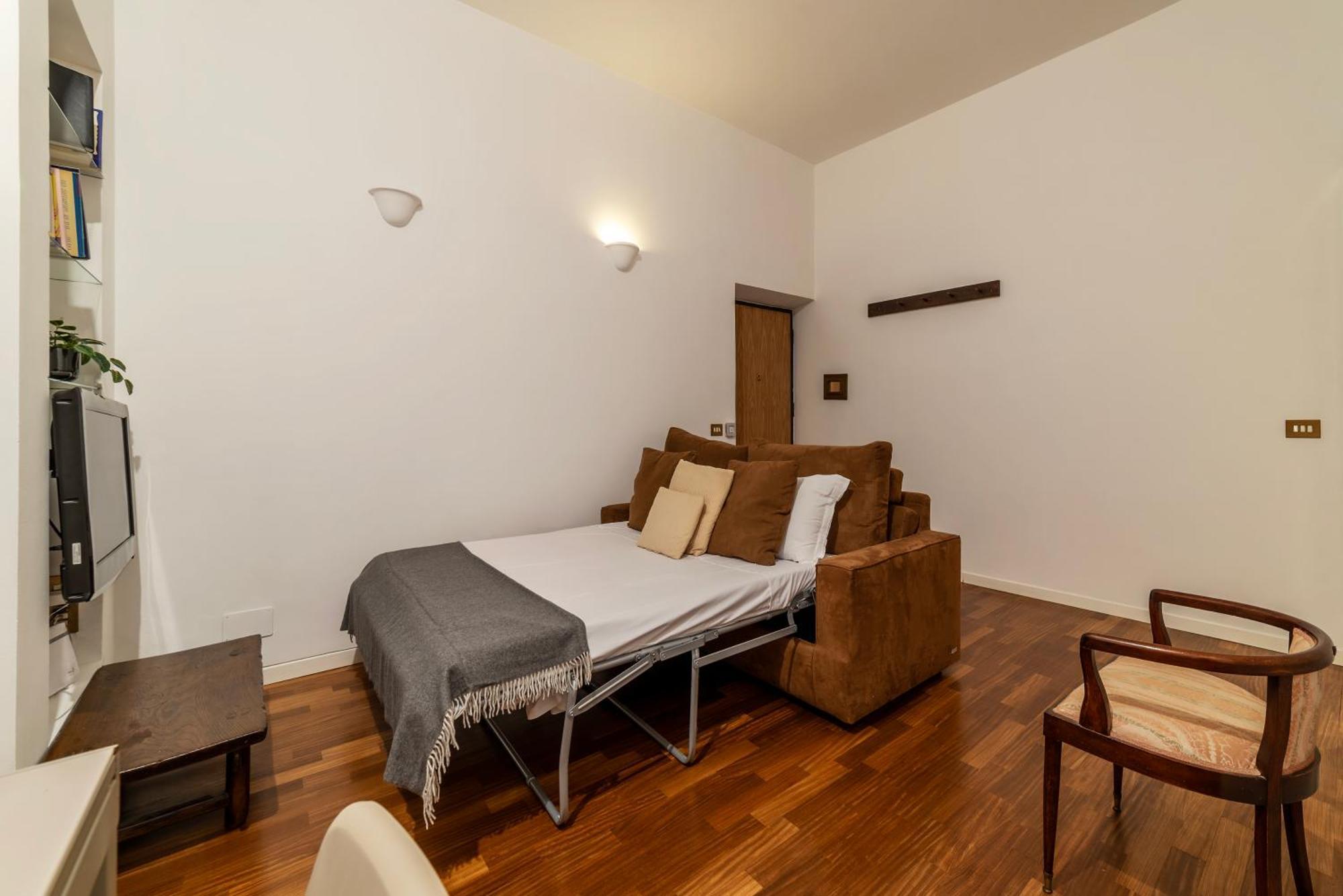 Apartamento A Stone's Throw From The Colosseum! Roma