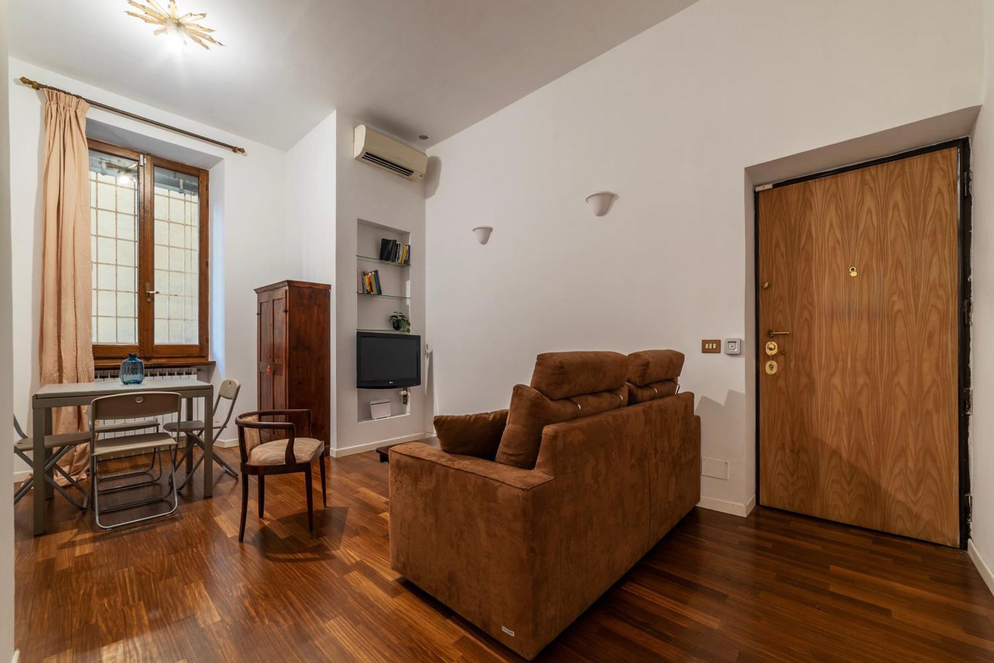 A Stone's Throw From The Colosseum! Apartamento Roma